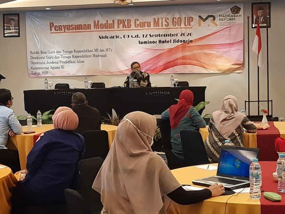Kemenag Menyusun Modul PKB Untuk Guru Madrasah Di Tahun 2021