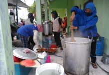 Jejak Relawan Dapur Umum Saat Pandemi Covid-19