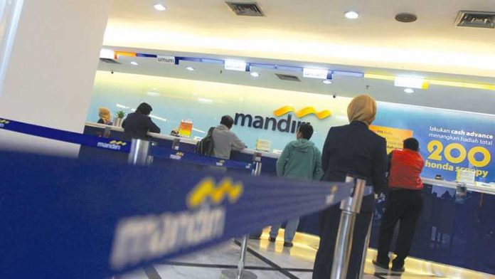 PT Bank Mandiri (Persero) Tbk mengklaim telah menyalurkan bantuan sosial (bansos) dari pemerintah senilai Rp6,61 triliun sepanjang semester I 2021