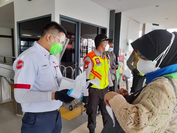 KRL Tetap Berlakukan STRP Bagi Penumpang di Masa PPKM darurat