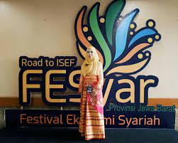 Rangkaian Road to Fesyar 2021 Jawa Barat dilaksanakan sebagai langkah menuju pekan Festival Ekonomi dan  Keuangan Syariah (Fesyar) Regional Jawa yang akan dilaksanakan di Surabaya pada bulan September mendatang.