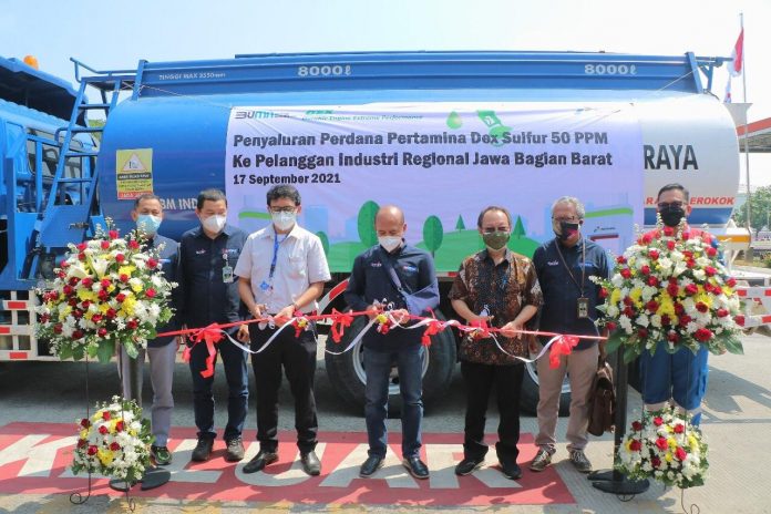 PT Pertamina Patra Niaga, selaku Sub Holding Commercial & Trading PT Pertamina (Persero) melalui Regional Jawa Bagian Barat mewujudkan komitmen untuk selalu memberikan pelayanan terbaik dan menciptakan produk kualitas tinggi dengan melakukan Penyaluran Perdana BBM Pertamina Dex 50 PPM