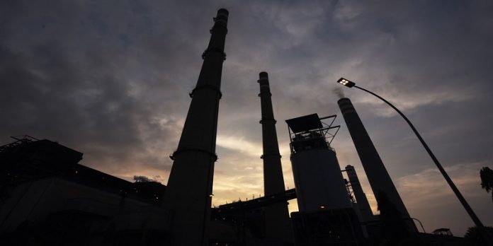 Indonesia Melarang Ekspor Batubara Seiring Meningkatnya Risiko Pemadaman Listrik