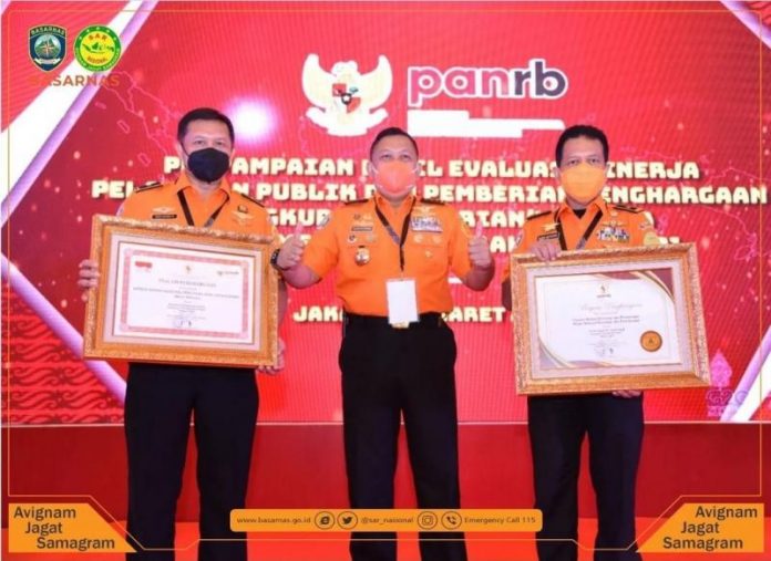 Basarnas Raih Penghargaan