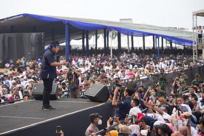 Menteri Erick Thohir Hadiri Pesta Rakyat Simpedes BRI di Karawang