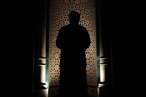 Apa Itu Qiyamul Lail & Keutamaan Sholat Malam