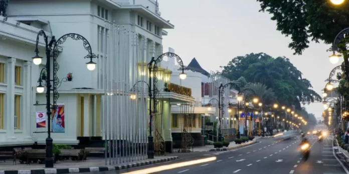 Mengapa Bandung Dijuluki Paris Van Java? Begini Kisahnya