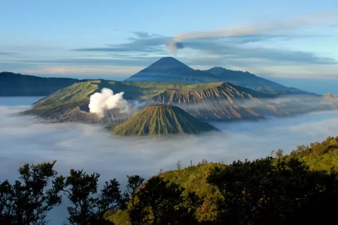 Bromo, Menikmati Taman Nasional Terindah Nomor Tiga Dunia