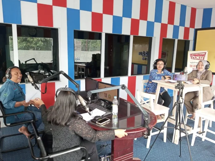 cb92debc2743a6f739f9d05a6eaee61f