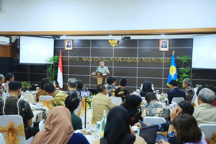 GXTSfsoWL9EjPofmhQMKbuKCVV0C7j4hyT3vNDoL