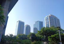 Cuaca Jakarta Hari Ini Diprediksi Cerah hingga Hujan Ringan, Suhu Maksimum Capai 32 Derajat
