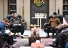 Temui Jaksa Agung, Mendes Yandri Bahas Desa yang Dilelang dan Mengundang Untuk Hadir di Hari Desa