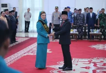 Kukuhkan Bunda Literasi se-Kaltim, Gubernur Rudy Mas’ud Ajak Hidupkan Gerakan Membaca dari Rumah hingga Posyandu
