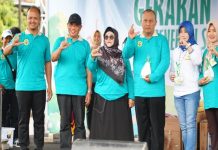 Pj Sekda dan Ketua PKK Pati Pimpin Jalan Santai HKN, Soroti Penurunan Stunting di Kabupaten Pati