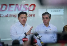 Seskab dan Menaker Tinjau Magang Nasional di Bekasi: Peserta Dapat Uang Saku Rp5,5 Juta per Bulan