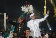 Pemkab Sumedang Meriahkan Kirab Budaya Mahkota Binokasih di Bandung