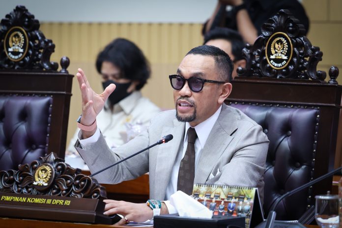 Wakil_Ketua_Komisi_III_DPR_RI__Ahmad_Sahroni__Foto___Devi_Alma20260623070854