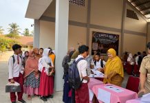 Pemkab Magelang Bagikan Seragam Gratis untuk Siswa Baru SD dan SMP Tahun Ajaran 2026/2027
