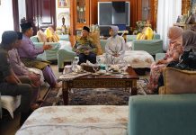 Peringati HUT ke-69 Provinsi Riau, Pemprov Kunjungi Saleh Djasit, Bahas Keberlanjutan Pembangunan