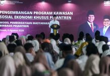 Menko Muhaimin Tegaskan Industri Gresik Harus Sejahterakan Masyarakat Lokal