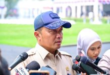 Mensesneg Prasetyo Hadi Pastikan Pemerintah Siaga Tangani Dampak Gempa NTT