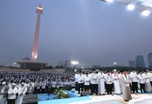 Monas Dipenuhi 100 Ribu Jemaah, Zikir dan Doa Kebangsaan Warnai Awal Peringatan HUT RI ke-81