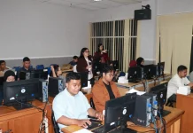 Kominfo Jatim Buka Peluang Kerja Digital bagi Penyandang Disabilitas Tuli Lewat Program CERDIG