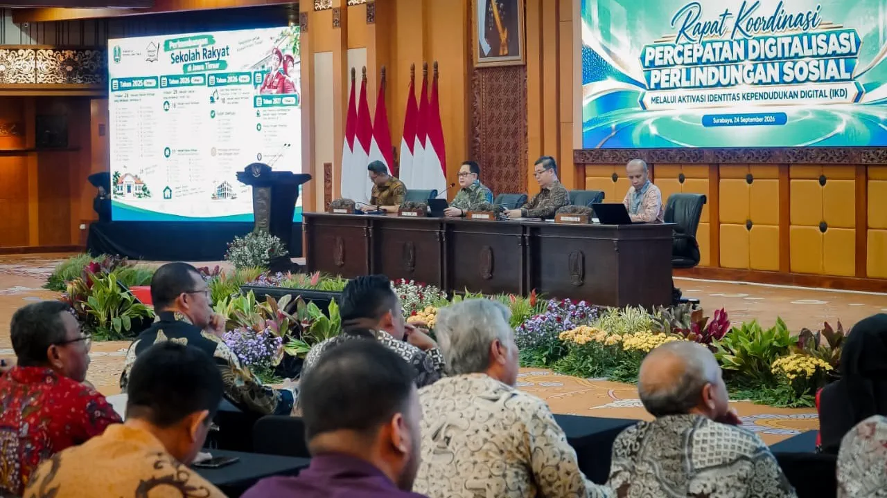 Pemprov Jatim Percepat Digitalisasi Perlindungan Sosial, Aktivasi IKD Digenjot di Seluruh Daerah