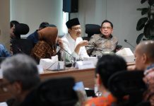 Revolusi Digitalisasi Bansos: Mensos Gus Ipul Janji Bantuan Lebih Akurat Pakai Biometrik