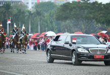 Momen Kemeriahan Warga dan Pelajar Jakarta Sambut Kunjungan Presiden Mesir Abdel Fattah El-Sisi
