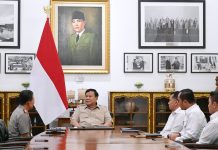 Presiden Prabowo Panggil Wamen PANRB dan Wakapolri ke Istana, Bahas Reformasi Birokrasi dan Pelayanan Publik